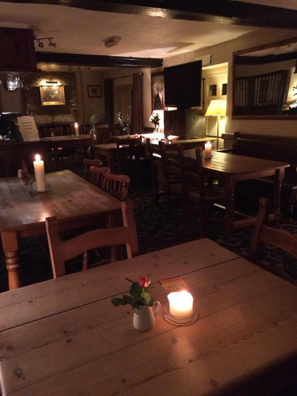 Hotel The Radnor Arms Malmesbury Zewnętrze zdjęcie