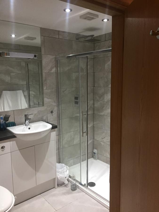 Hotel The Radnor Arms Malmesbury Zewnętrze zdjęcie